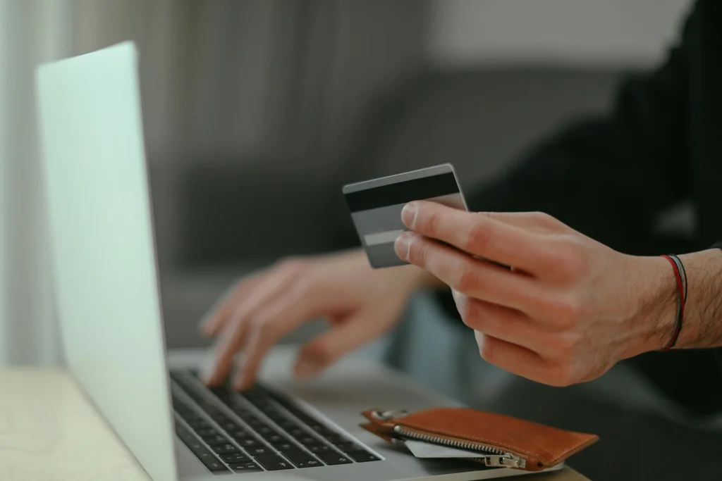 Cuidados nas compras pela internet